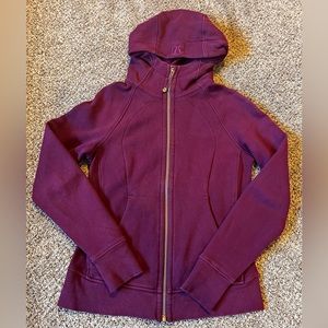 Lululemon Scuba Hoodie *Light Cotton Fleece
Marvel